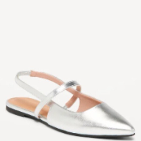 NWT OLD NAVY POINTED FLATS - Picture 1 of 5